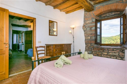 Foto 12 - Apartment mit 2 Schlafzimmern in Greve in Chianti mit schwimmbad und garten