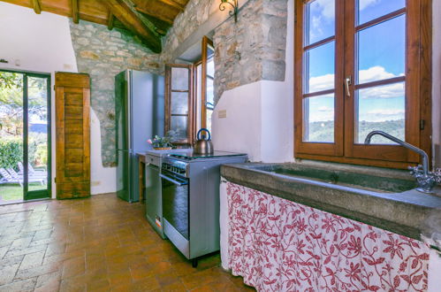 Photo 7 - 2 bedroom Apartment in Greve in Chianti with swimming pool and garden