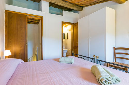 Photo 27 - 2 bedroom Apartment in Greve in Chianti with swimming pool and garden