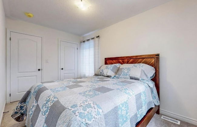 Elegant 3-bedroom House - Bowmanville - Foto 5