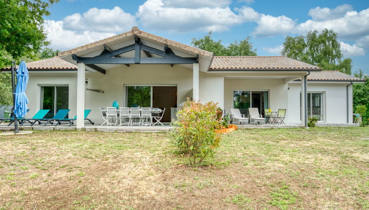 Photo 1 - Maison de 4 chambres à Grayan-et-l'Hôpital avec jardin et vues à la mer