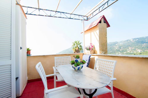 Photo 14 - 2 bedroom Apartment in Massa Lubrense with garden and terrace