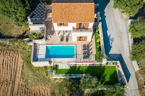 Photo 24 - Maison de 3 chambres à Stankovci avec piscine privée et vues à la mer