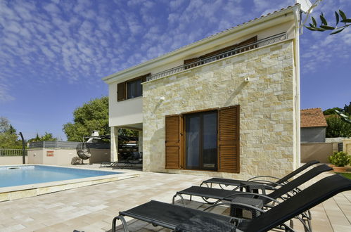 Photo 1 - Maison de 3 chambres à Stankovci avec piscine privée et vues à la mer