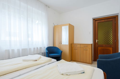 Foto 17 - Apartamento de 6 quartos em Balatonszemes com jardim e terraço