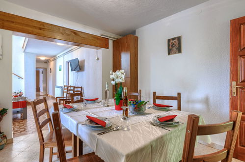 Photo 3 - 4 bedroom House in Žminj with private pool and garden