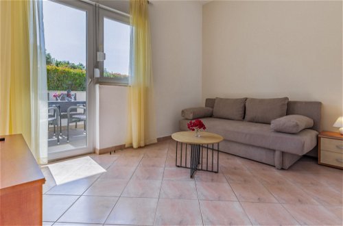 Photo 4 - 1 bedroom Apartment in Medulin with swimming pool and garden