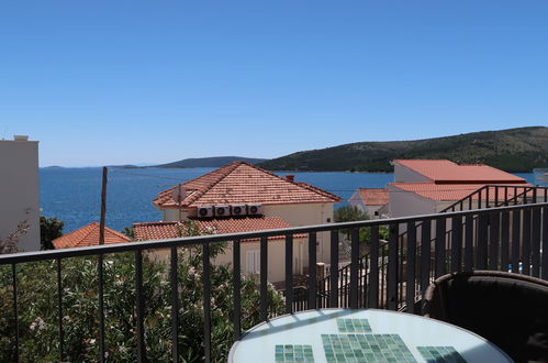 Photo 2 - Maison de 1 chambre à Seget avec piscine et terrasse