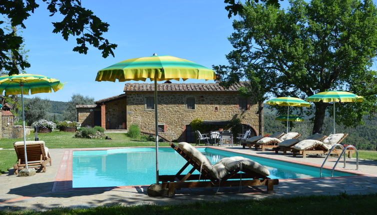 Foto 1 - Casa de 3 habitaciones en Civitella in Val di Chiana con piscina privada y jardín