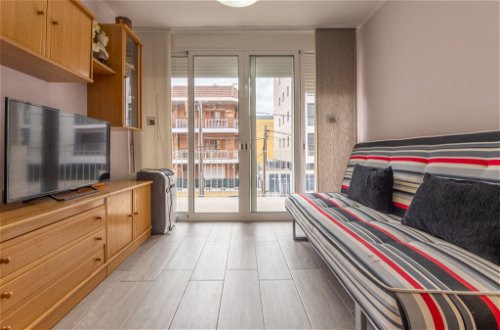 Foto 11 - Appartamento con 2 camere da letto a Calafell con vista mare