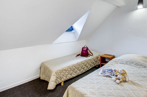Foto 11 - Appartamento con 3 camere da letto a Germ con piscina e vista sulle montagne