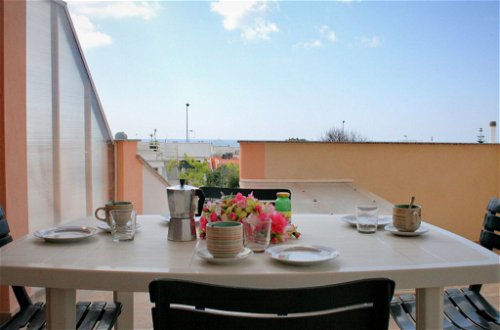 Foto 4 - Apartamento de 1 habitación en Morciano di Leuca con jardín y vistas al mar