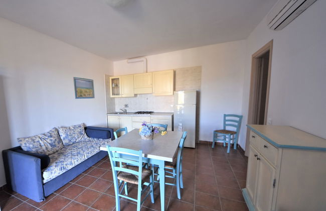 Apartamento de 2 quartos em Follonica com piscina e jardim - Foto 17