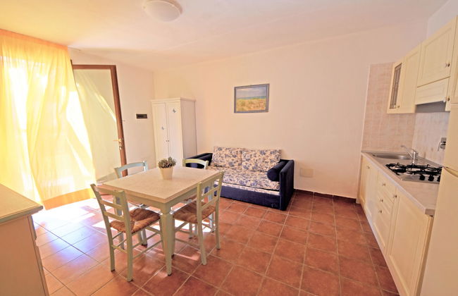 Apartamento de 2 quartos em Follonica com piscina e jardim - Foto 15