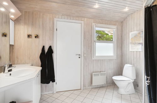 Photo 6 - Maison de 4 chambres à Sæby avec piscine privée et terrasse