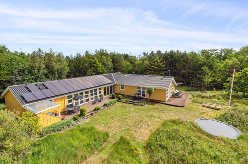 Photo 1 - Maison de 4 chambres à Sæby avec piscine privée et terrasse