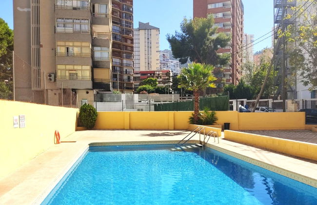 2 bedroom Apartment in Benidorm with swimming pool and terrace - Photo 13