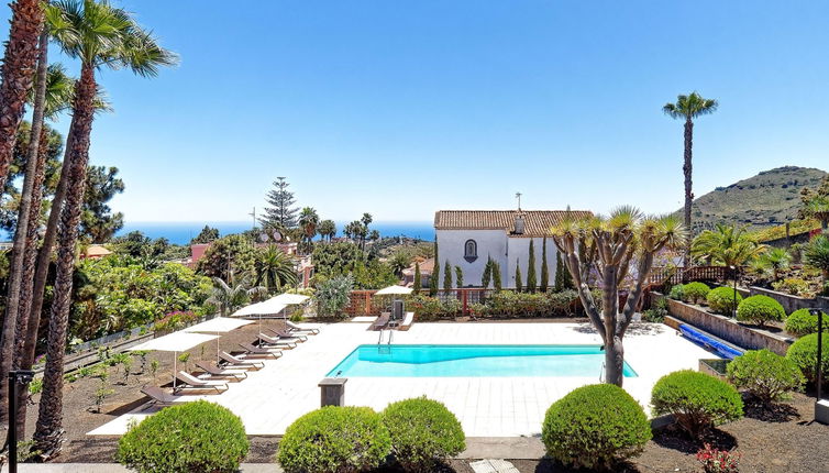 Foto 1 - Casa con 5 camere da letto a Las Palmas di Gran Canaria con piscina privata e giardino