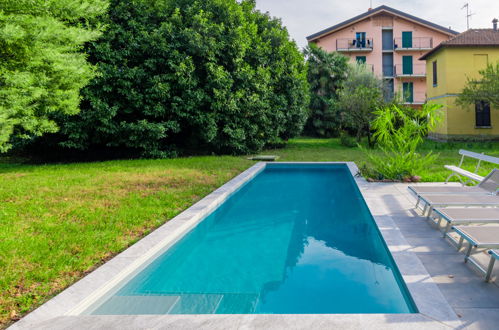 Foto 2 - Casa con 7 camere da letto a Dervio con piscina privata e giardino