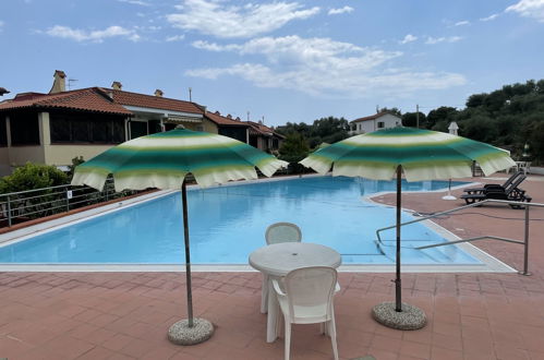 Foto 8 - Appartamento con 2 camere da letto a Costarainera con piscina e terrazza