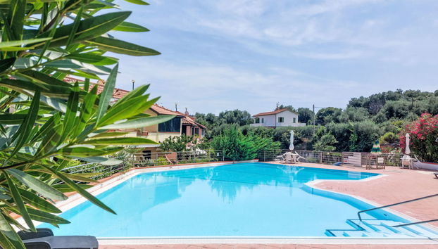 Apartment mit 3 Schlafzimmern in Costarainera mit schwimmbad und terrasse - Foto 2
