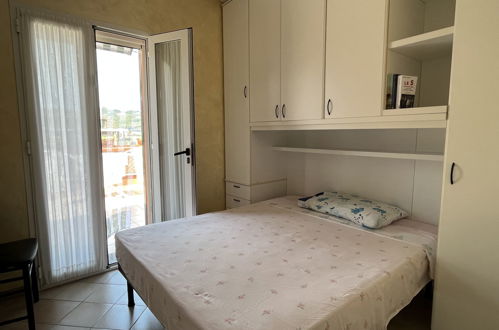 Foto 20 - Appartamento con 2 camere da letto a Costarainera con piscina e terrazza