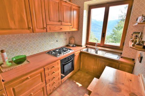 Photo 17 - 3 bedroom House in Mello with garden and mountain view