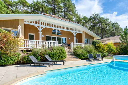 Foto 1 - Casa de 3 quartos em Lacanau com piscina privada e jardim