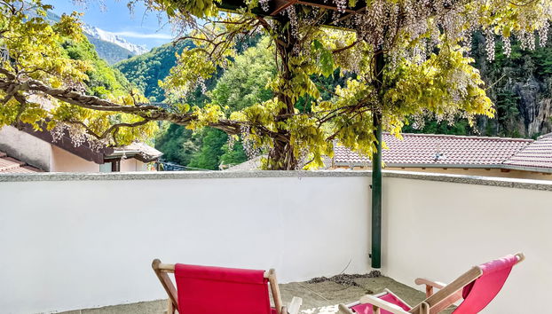 5 bedroom House in Dervio with garden and terrace - Photo 5