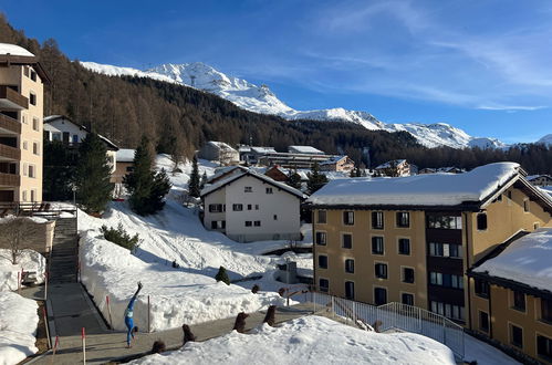 Foto 23 - Appartamento con 2 camere da letto a Silvaplana con vista sulle montagne