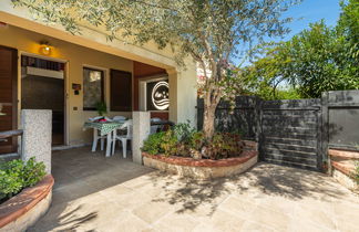 Photo 2 - Maison de 2 chambres à Villasimius avec piscine et jardin