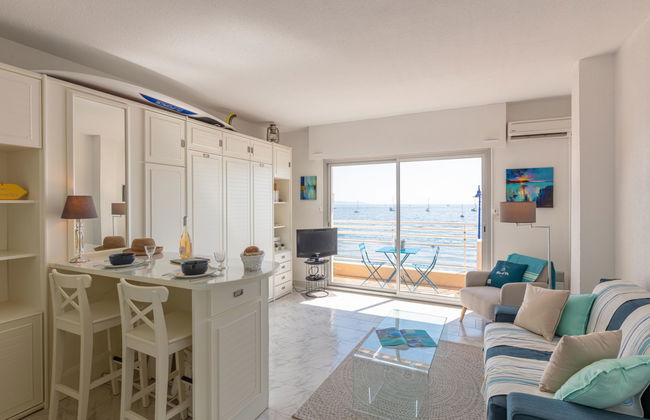 Apartamento de 1 quarto em Hyères com terraço - Foto 2
