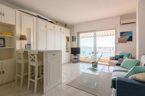 Photo 10 - Apartment in Hyères with terrace and sea view