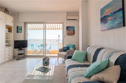 Photo 6 - Apartment in Hyères with terrace and sea view