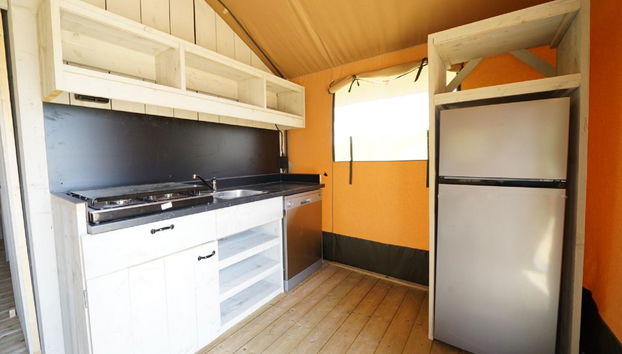 Casa de 3 quartos em Biddinghuizen com piscina e terraço - Foto 2