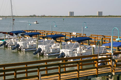 Foto 15 - Apartamento em Fort Myers Beach com piscina e vistas do mar
