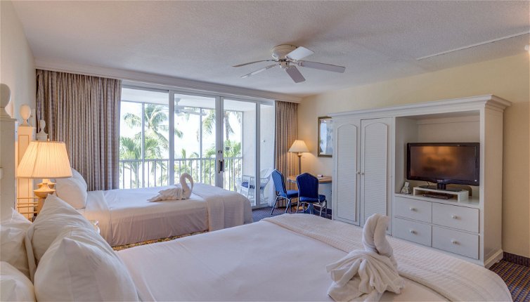 Foto 1 - Apartamento en Fort Myers Beach con piscina y vistas al mar