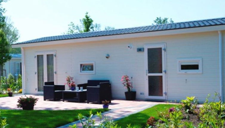 Photo 1 - Maison de 2 chambres à Velsen-Zuid avec piscine et jardin