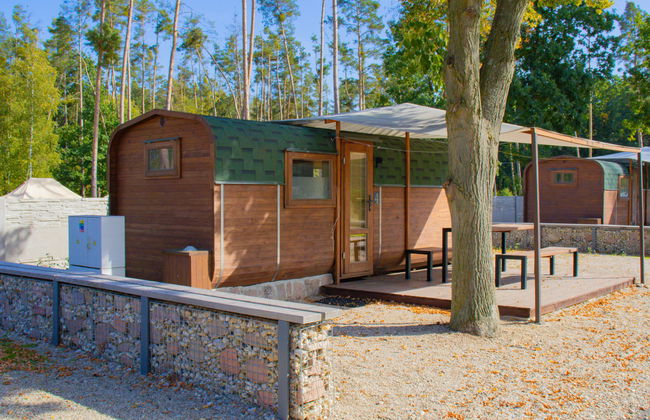 Casa de 1 quarto em Hradec Kralove com jardim - Foto 13