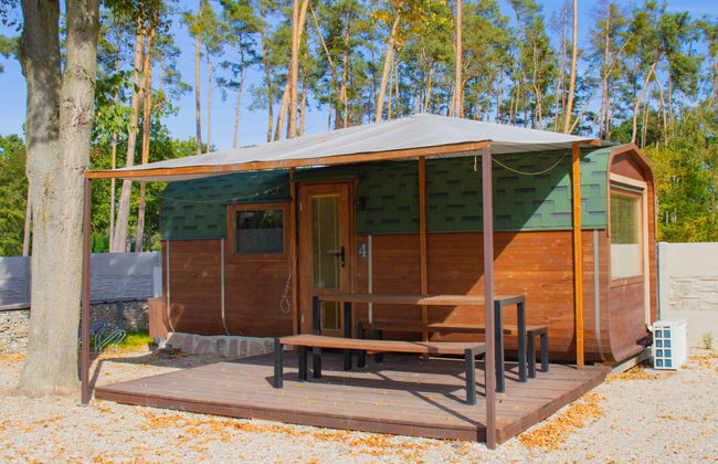 Casa de 1 quarto em Hradec Kralove com jardim - Foto 1