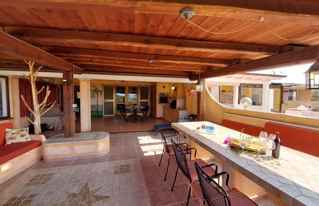 Casa de 4 quartos em Olbia com jardim e terraço - Foto 2