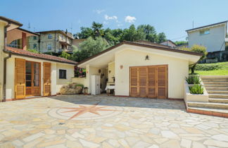 Foto 3 - Haus mit 1 Schlafzimmer in Camaiore mit blick aufs meer