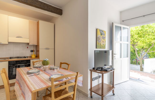 Casa de 5 quartos em Chiusanico com piscina e jardim - Foto 6