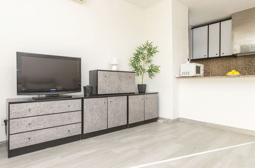 Photo 7 - 2 bedroom Apartment in Salou with swimming pool and garden