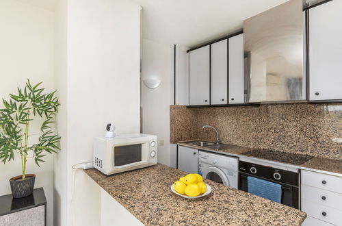 Photo 5 - 2 bedroom Apartment in Salou with swimming pool and garden