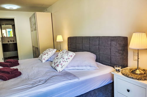 Foto 12 - Apartamento de 2 quartos em Caslano com terraço