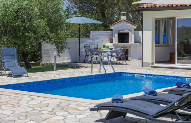 Casa de 5 quartos em Raša com piscina privada e terraço - Foto 6