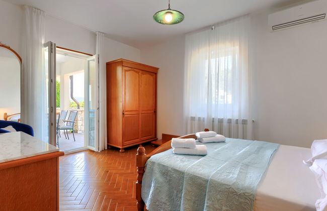Casa de 5 quartos em Raša com piscina privada e terraço - Foto 24