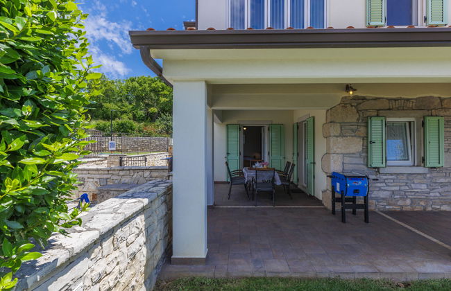Casa de 5 quartos em Raša com piscina privada e terraço - Foto 12