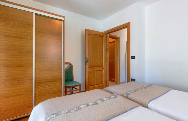 Casa de 5 quartos em Raša com piscina privada e terraço - Foto 45